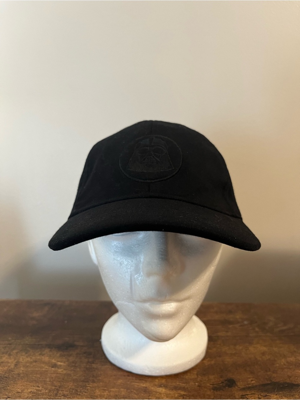 NWOT Star Wars x Gap Black Embroidered Baseball Cap